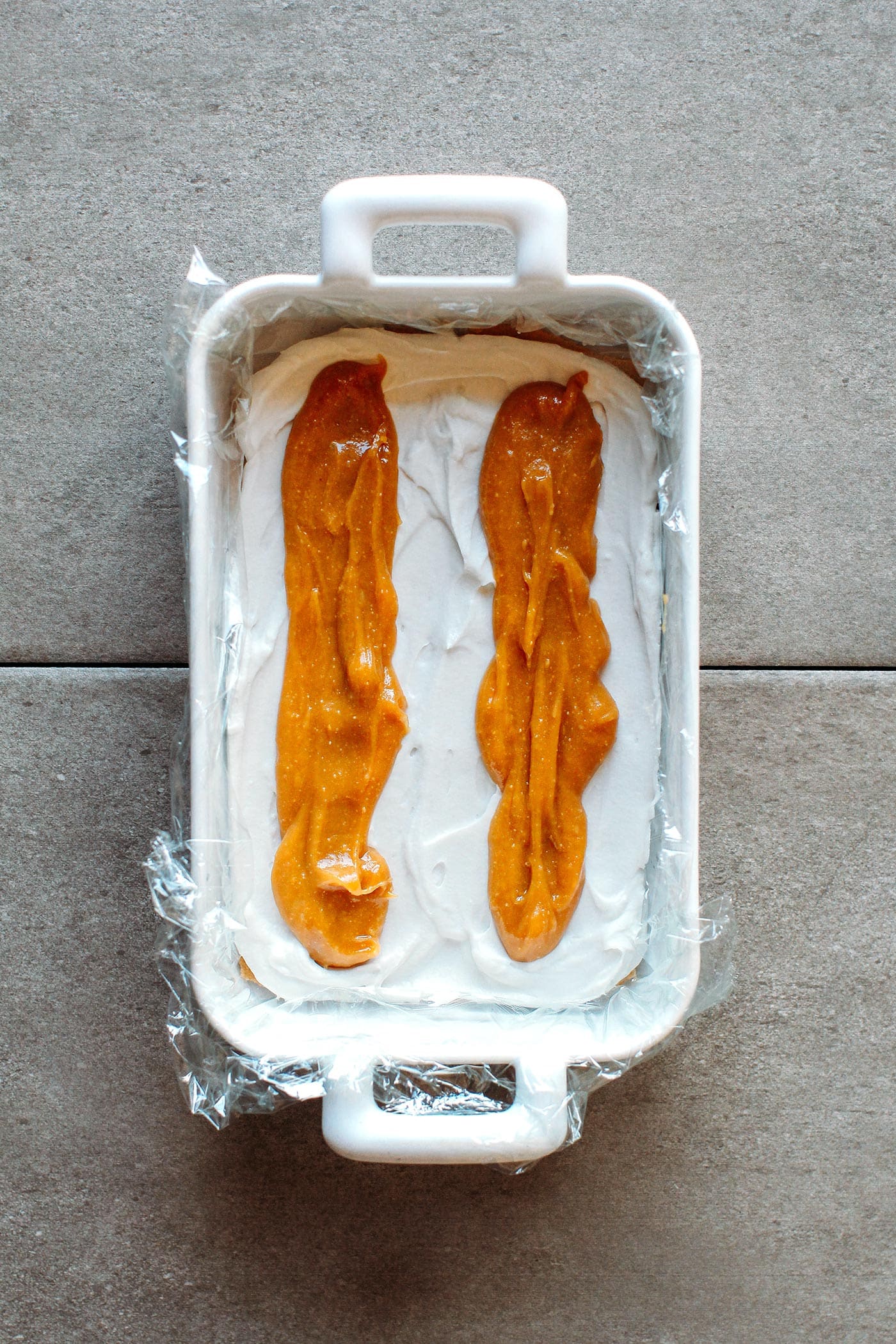 Salted Caramel & Vanilla Mylk Chocolate Bars