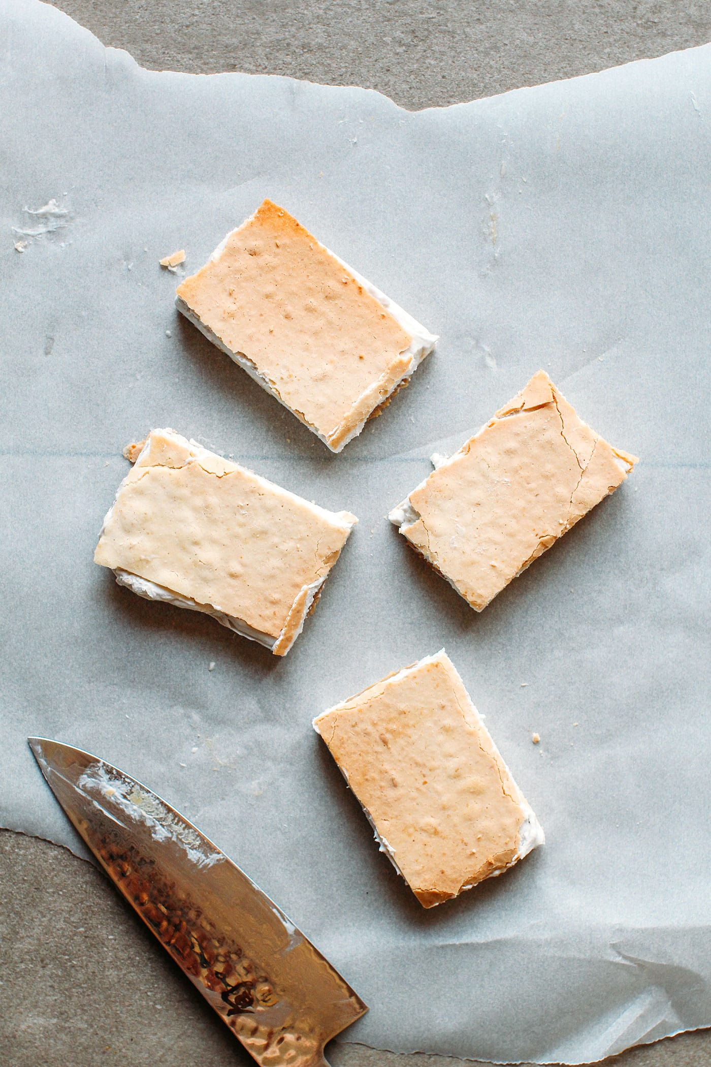 Salted Caramel & Vanilla Mylk Chocolate Bars