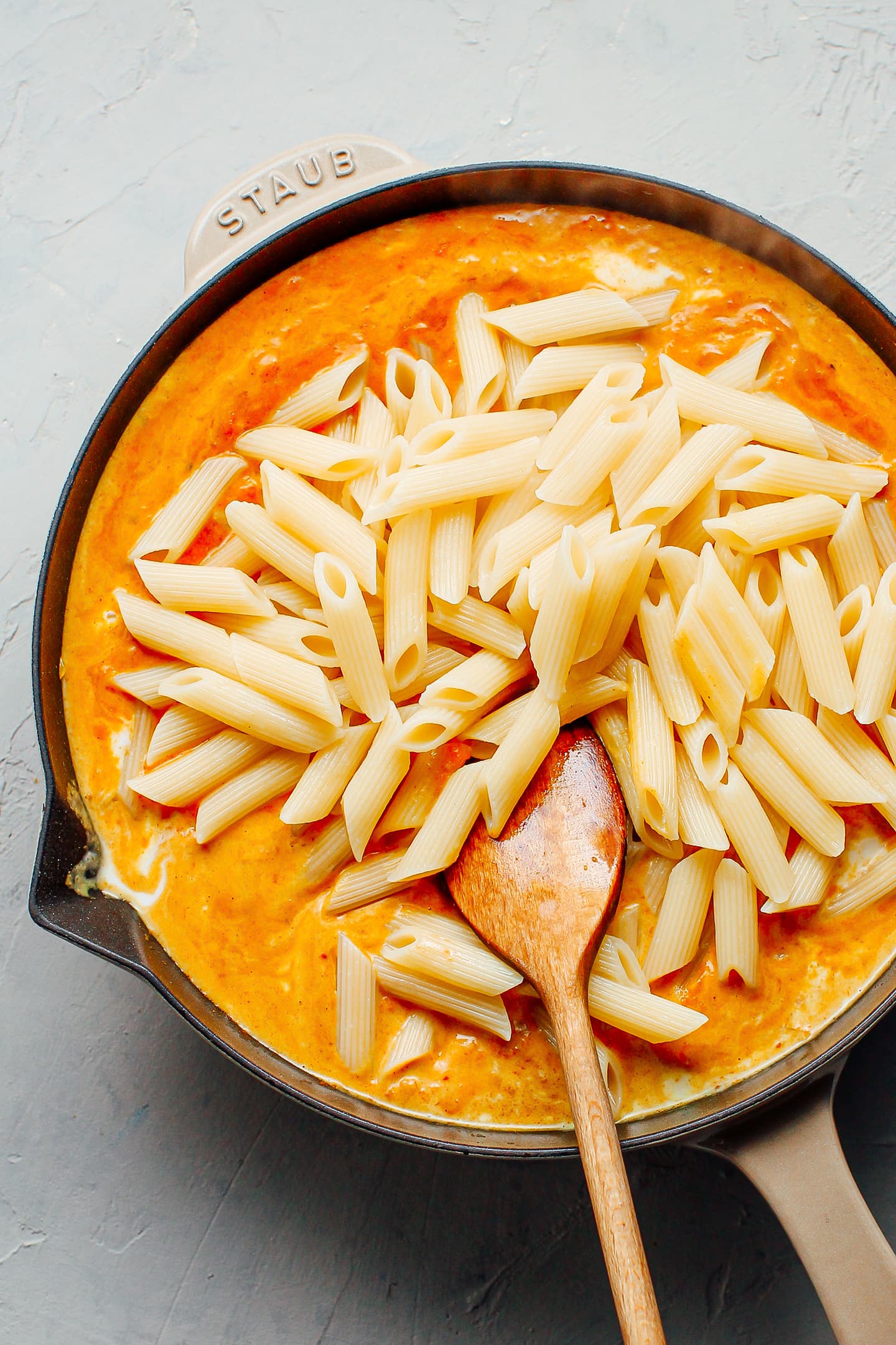 Cheesy Tikka Masala Pasta Bake