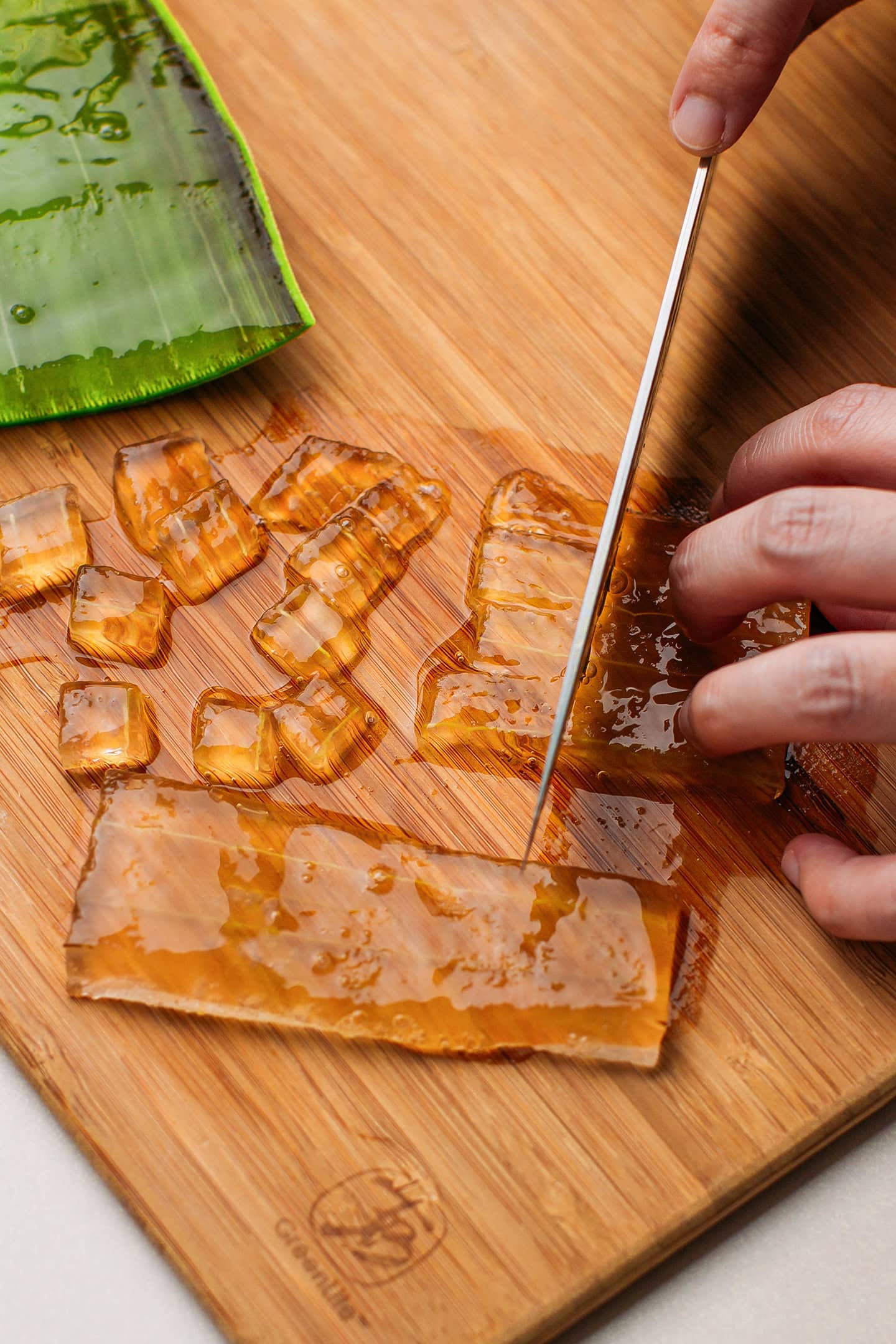 How to Prepare Aloe Vera Jelly