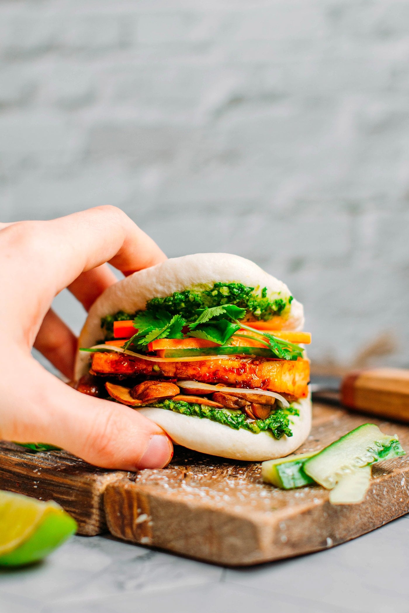 Sate Tofu Bao with Kale Pesto
