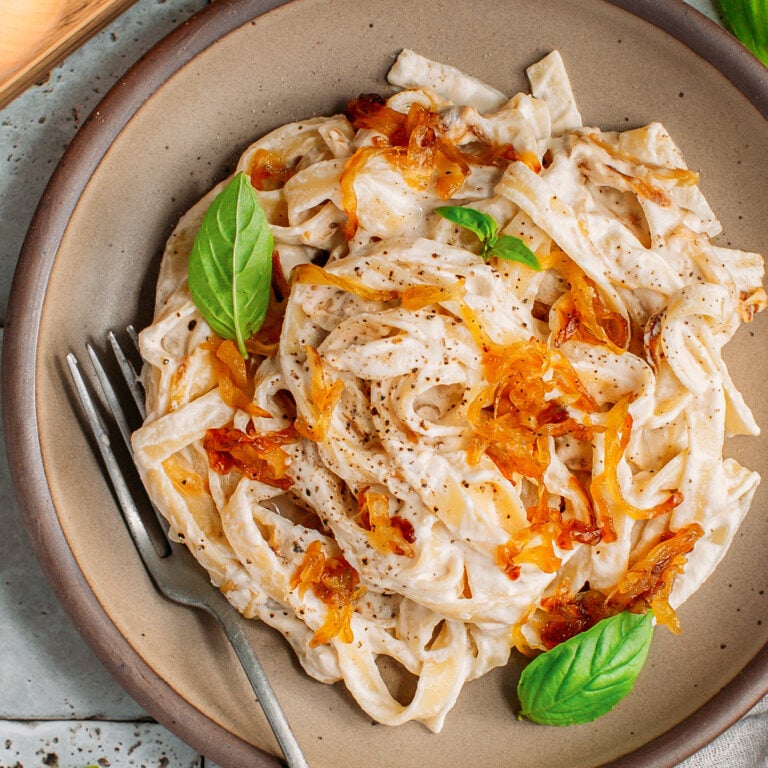 Creamy Caramelized Onion Pasta