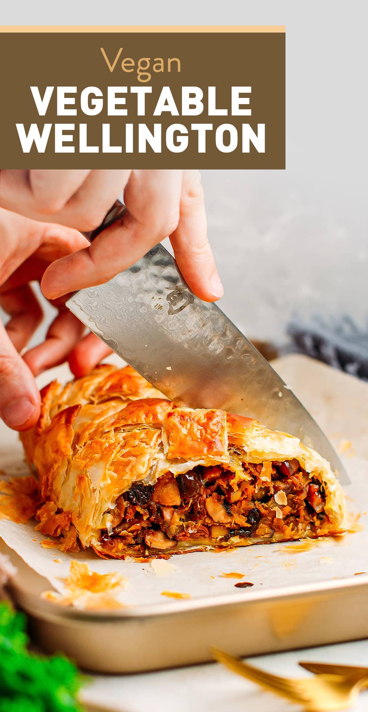 This classic vegan Wellington is packed with tender butternut squash, mushrooms, chestnuts, and raisins! It's delicious and super easy to make! #wellington #vegan #plantbased #vegetarian #holidays