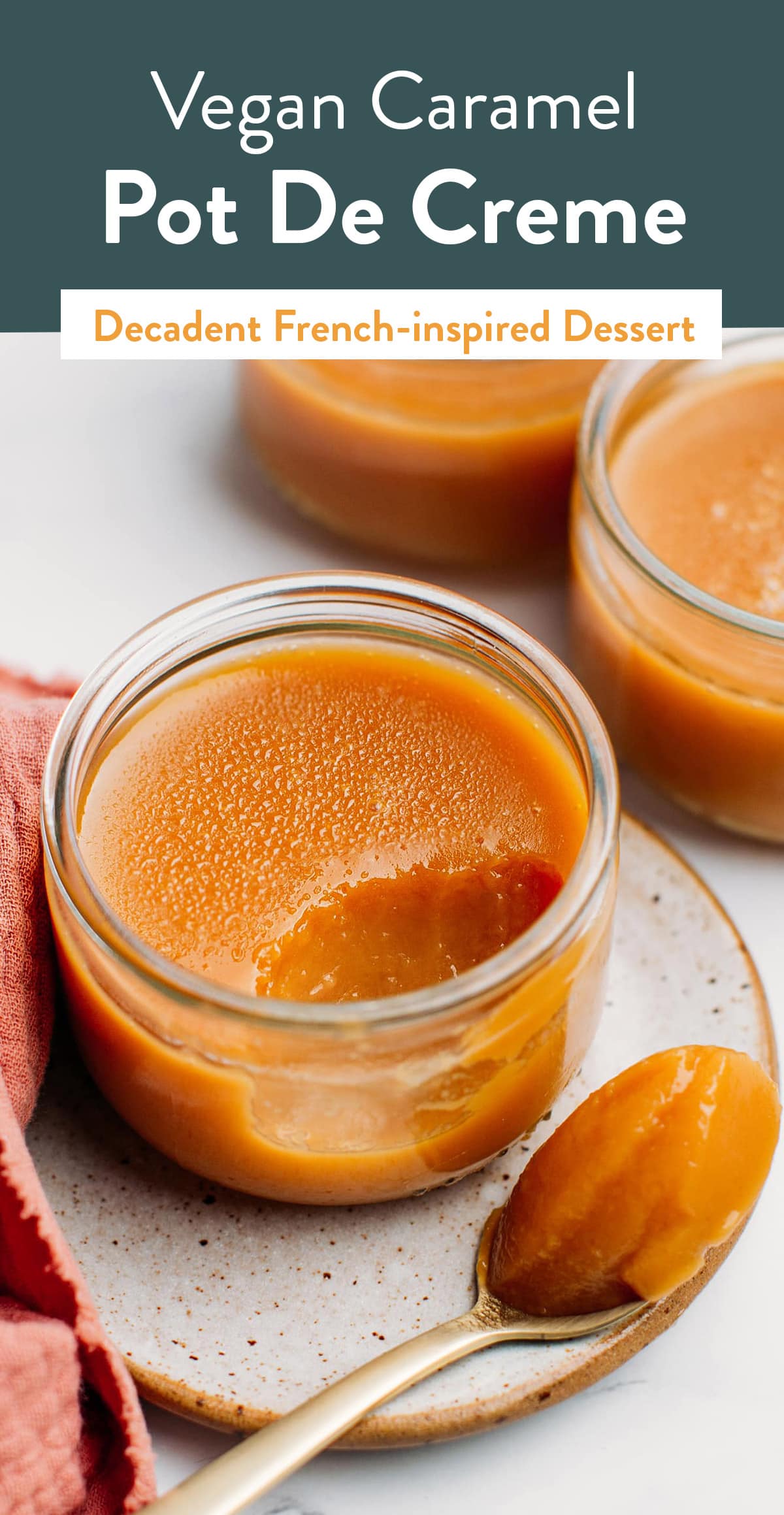These vegan caramel pots de creme are made with just 4 ingredients in 10 minutes. Rich, creamy, and infused with plenty of caramel flavor, these little cremes make a decadent dessert that everyone will love! #caramel #potdecreme #vegan