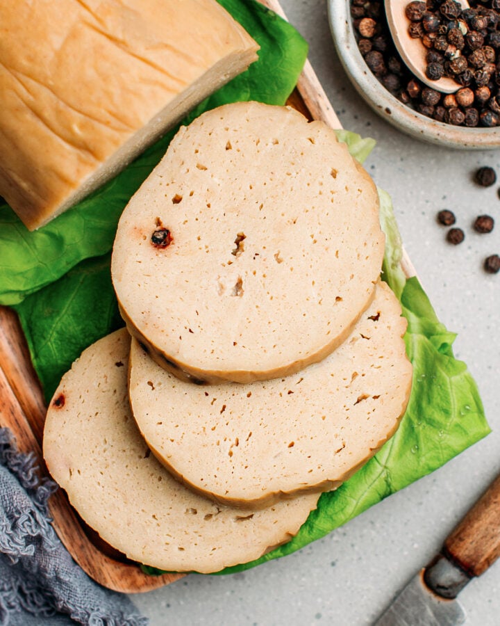 Vegan Bologna (Chả Lụa)