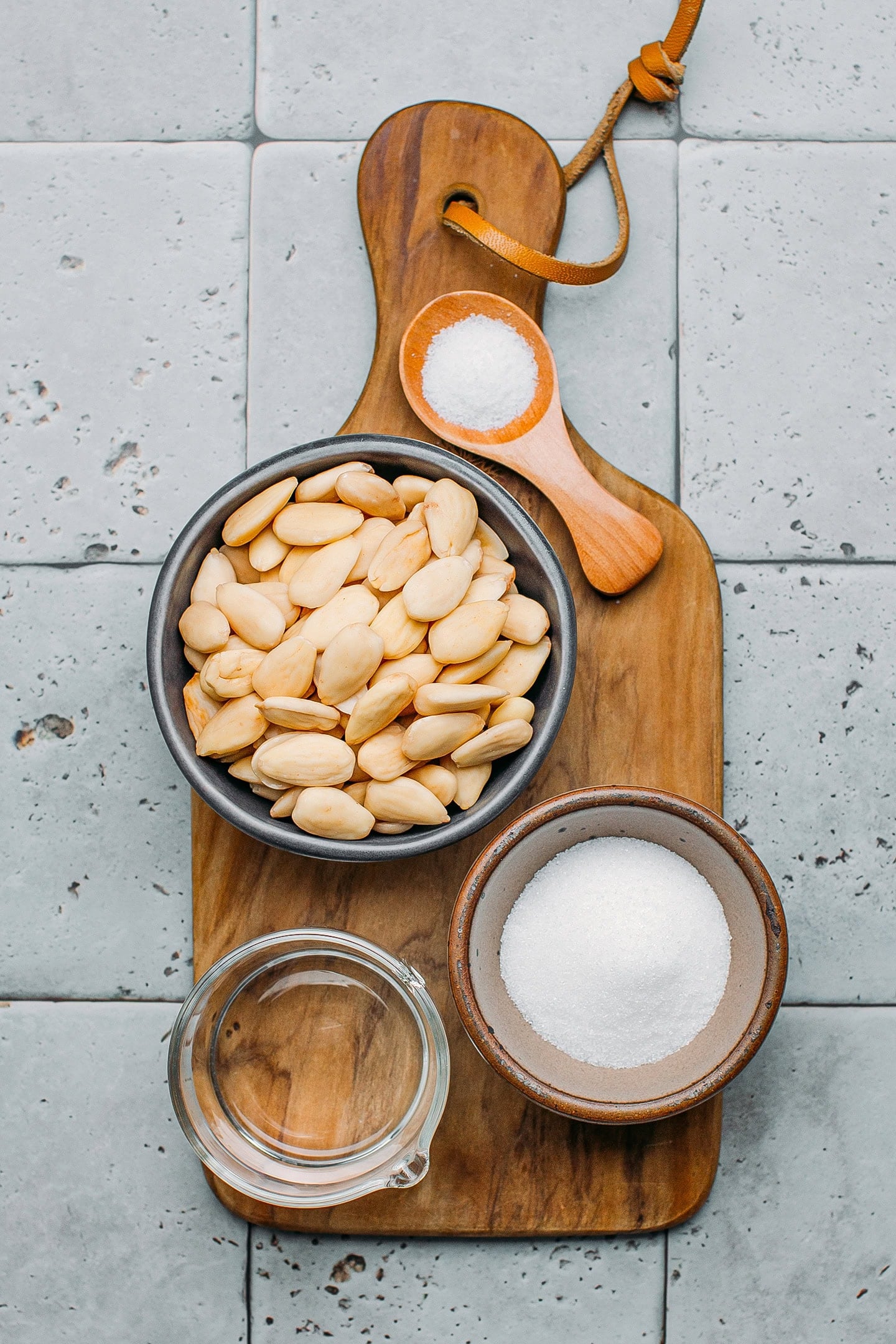 Ingredients like almonds, sugar, and water.